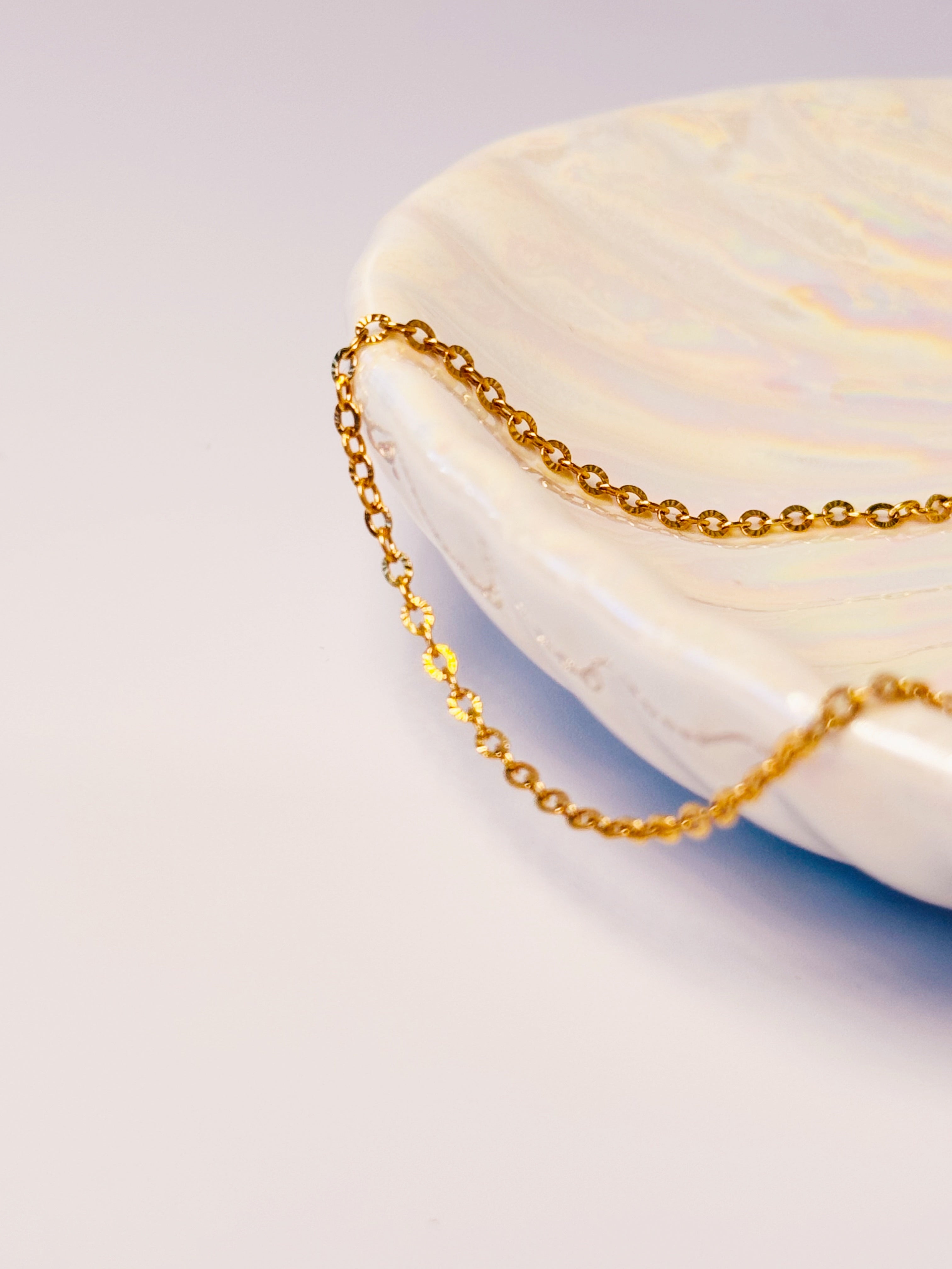 Dainty Oval Link Necklace